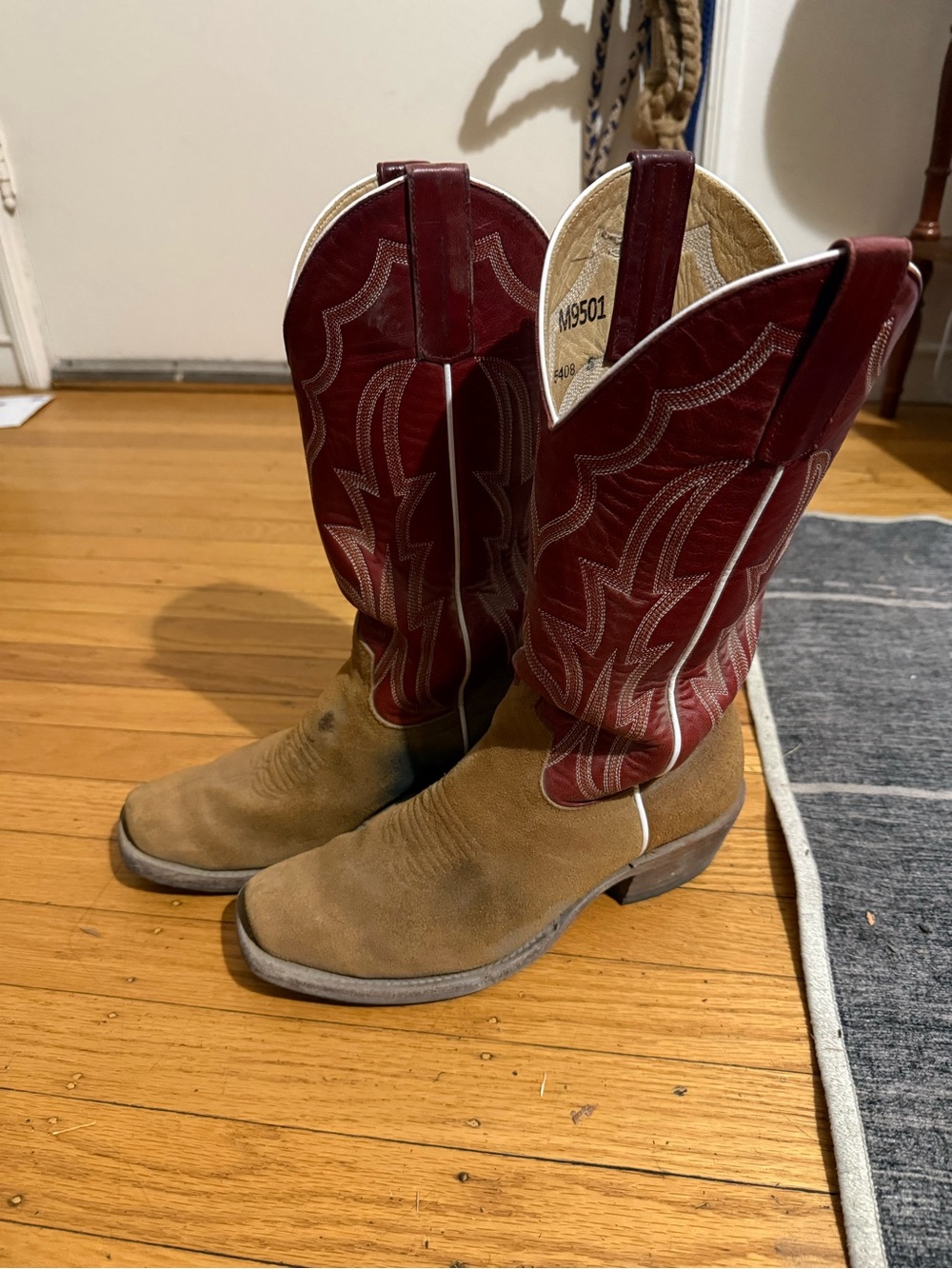 Macie Bean Waxy Commander Red size 7.5